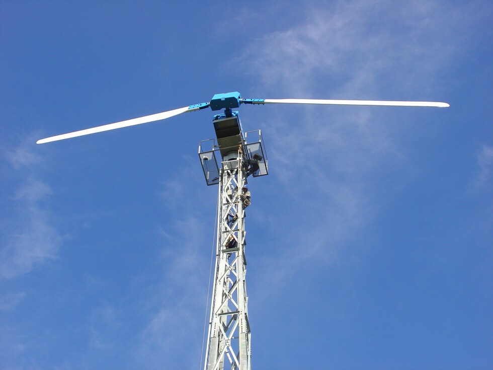 PT Listrikum - PT LISTRIKUM